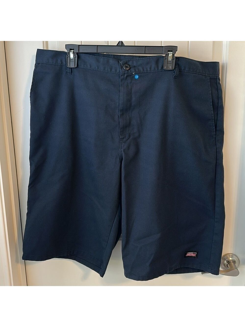 Dickies Men's Relaxed Fit Flat Front Work Shorts with multi-use pocket 42” Waist